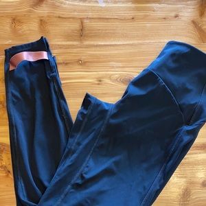 Zyia black strap luxe leggings size 2